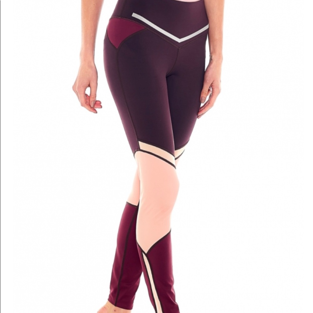 XS |  L’urv Leggings from Carbon38. Like New!